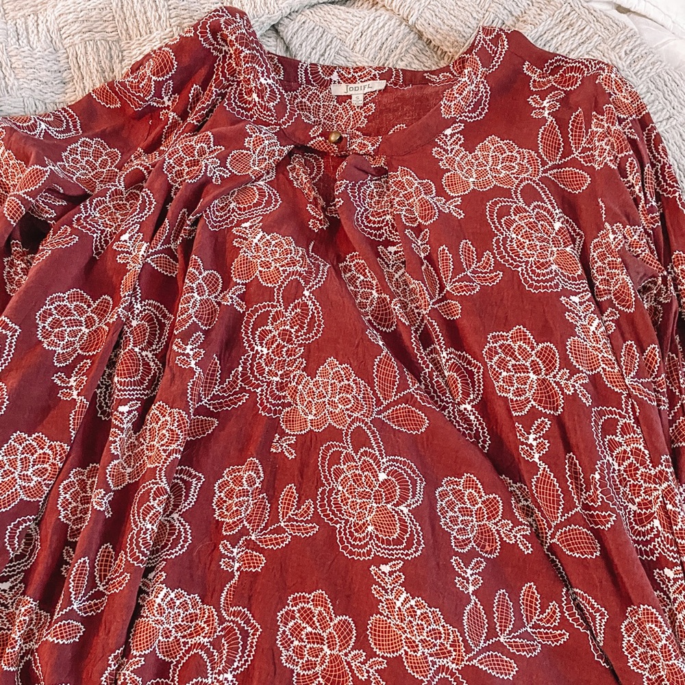 Long sleeve blouse